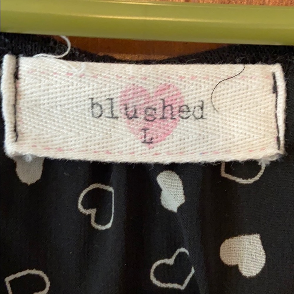 Heart Patterned Top - Picture 3 of 3